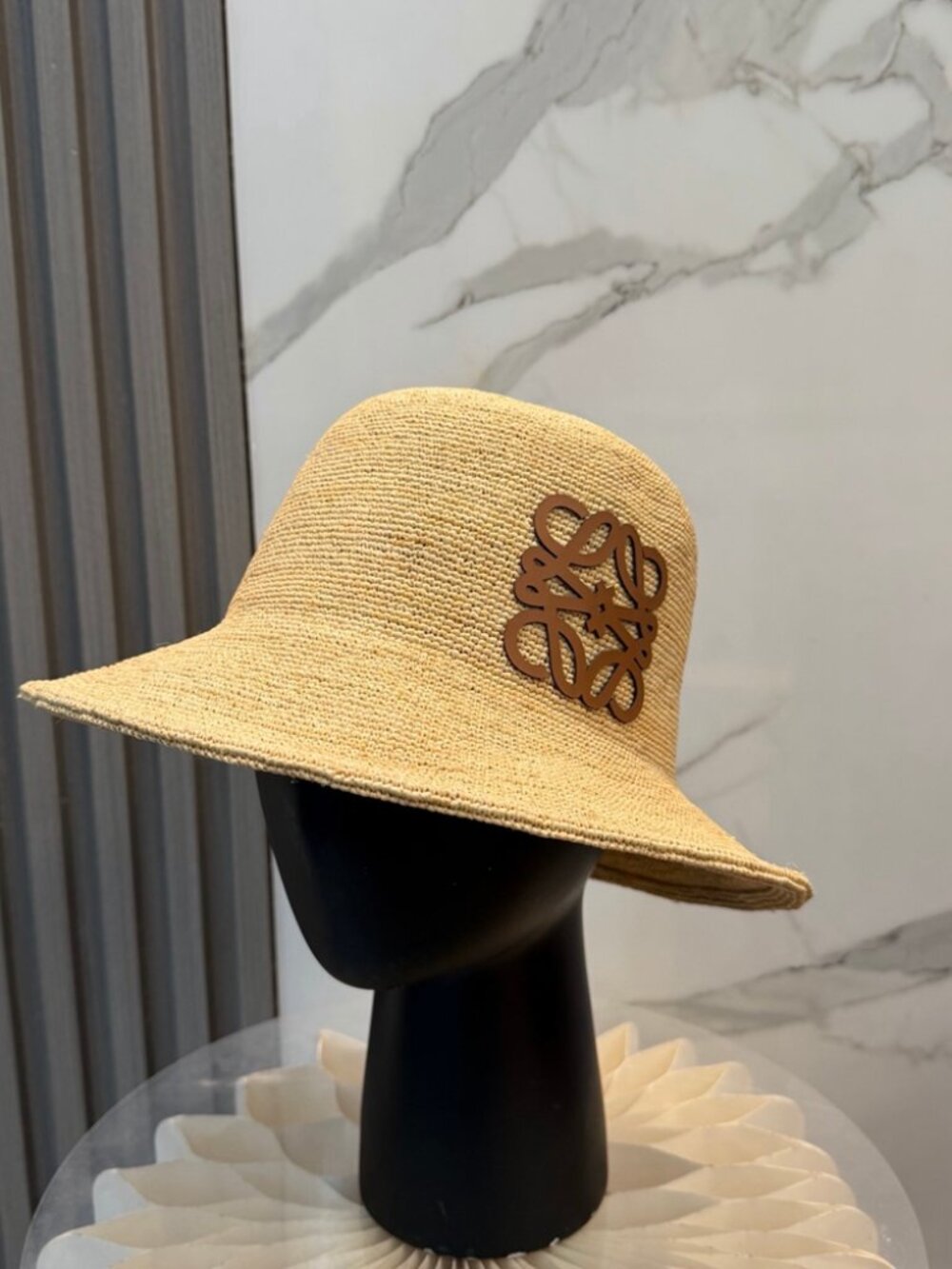 LOEWE Anagram Raffia Bucket Hat Straw Tan Leather Logo Sun Hat - Picture 7 of 7